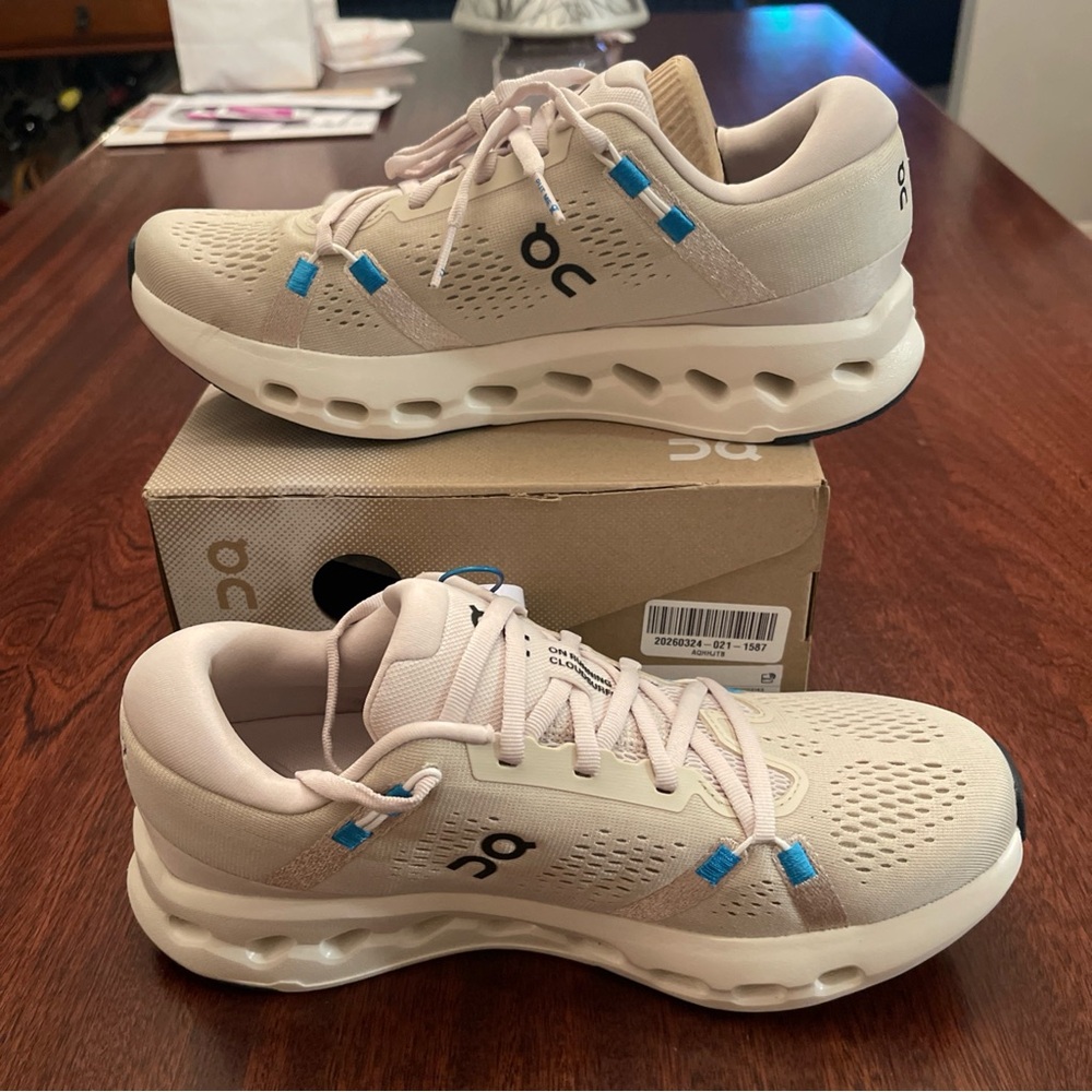 On Cloudsurfer Women's Sneakers in Pearl with Blue Accents - Picture 2 of 10
